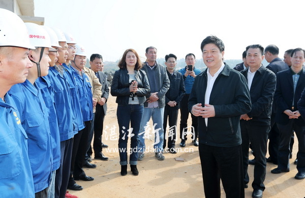 14feb5ecc13119f3a6d306.jpg